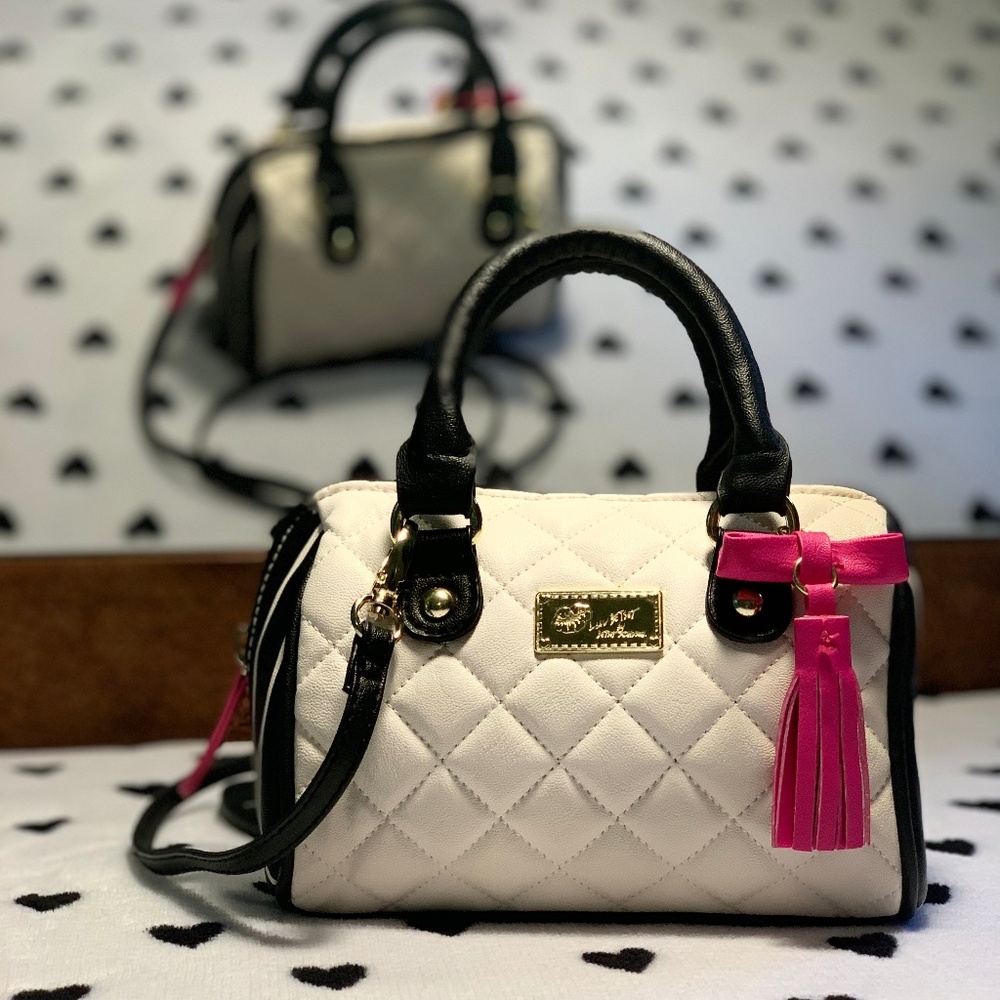 Betsey Johnson Mini Purse (NWOT)